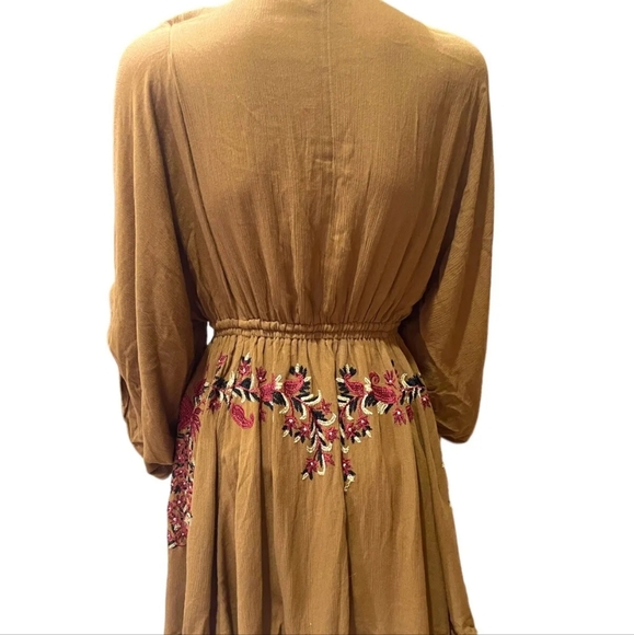 NWT Free People Pretty Pineapple Embroidered Dress S Brown Floral Boho V Neck - Picture 8 of 16